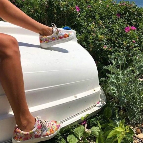 J/Slides floral embroidered chunky heel sneakers - Picture 3 of 9